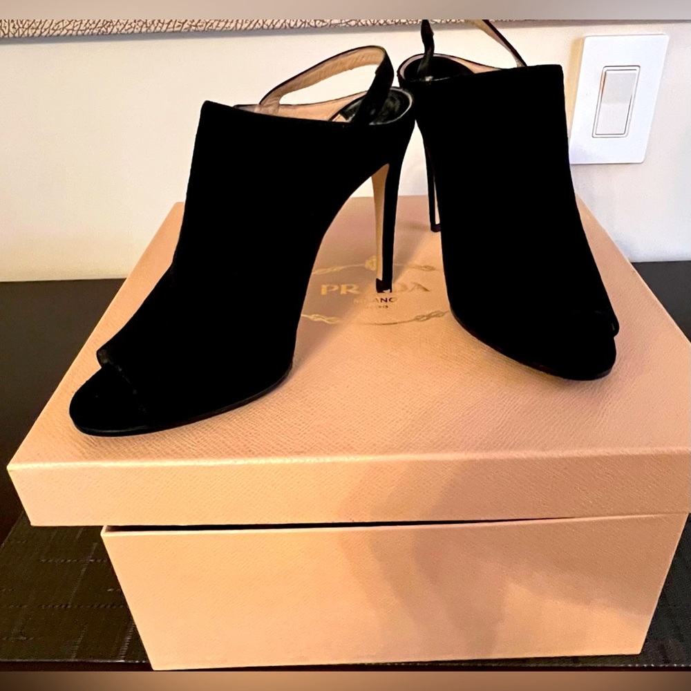 SALE Miu Miu Black Slingback Peep Toe Sandals Heels, Size 35.5 Moving Sale